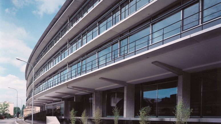 La facciata dell'edificio BFS